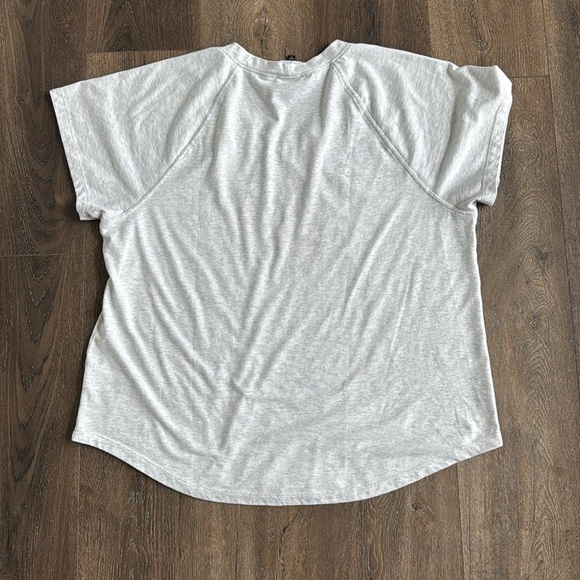 Cabi tee shirt. Women’s size large. Rose floral heart design. Like new! - Picture 5 of 5